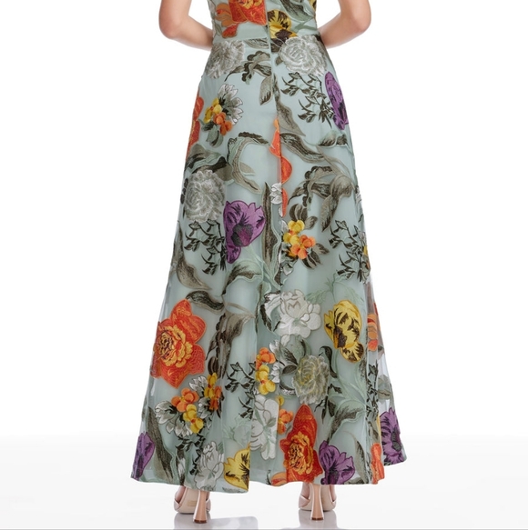 NWT Dress the Population Connor Gown XXL Sage Multi Floral Embroidered Strapless - Picture 3 of 4